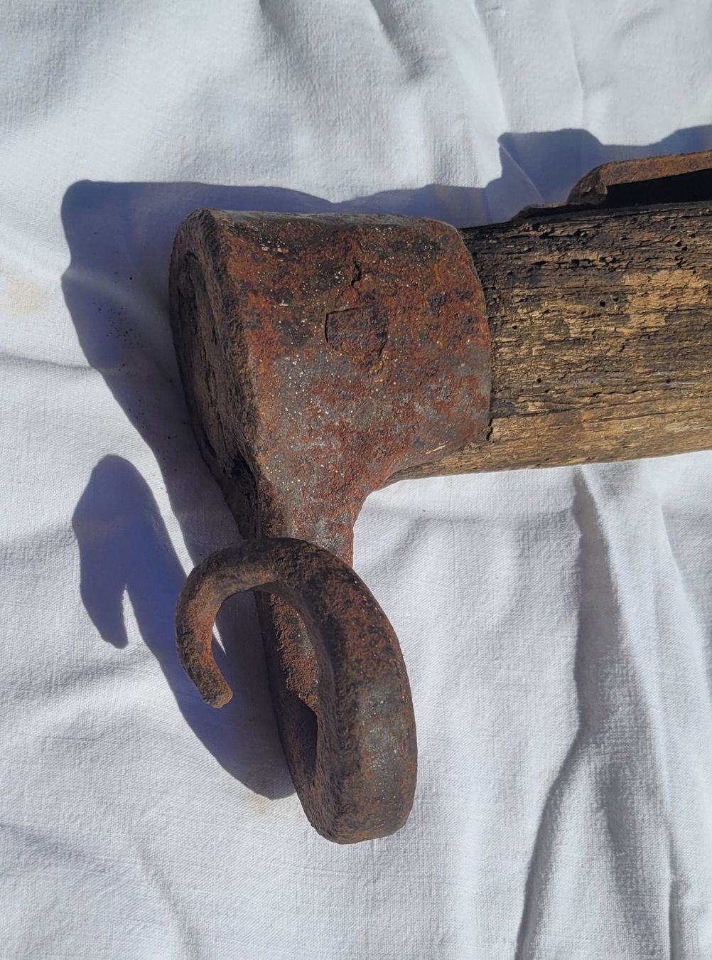 Carrozze: Ancienne pièce d'attelage pour cheval – Usato da Bevaix venduto da pac_7gyt 2
