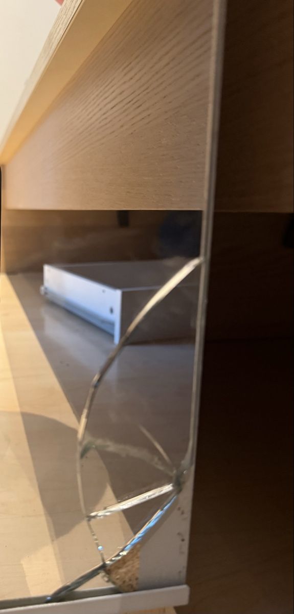 Ikea Armadi: Schrank Ikea  – Usato da Dübendorf venduto da nayibetha 2