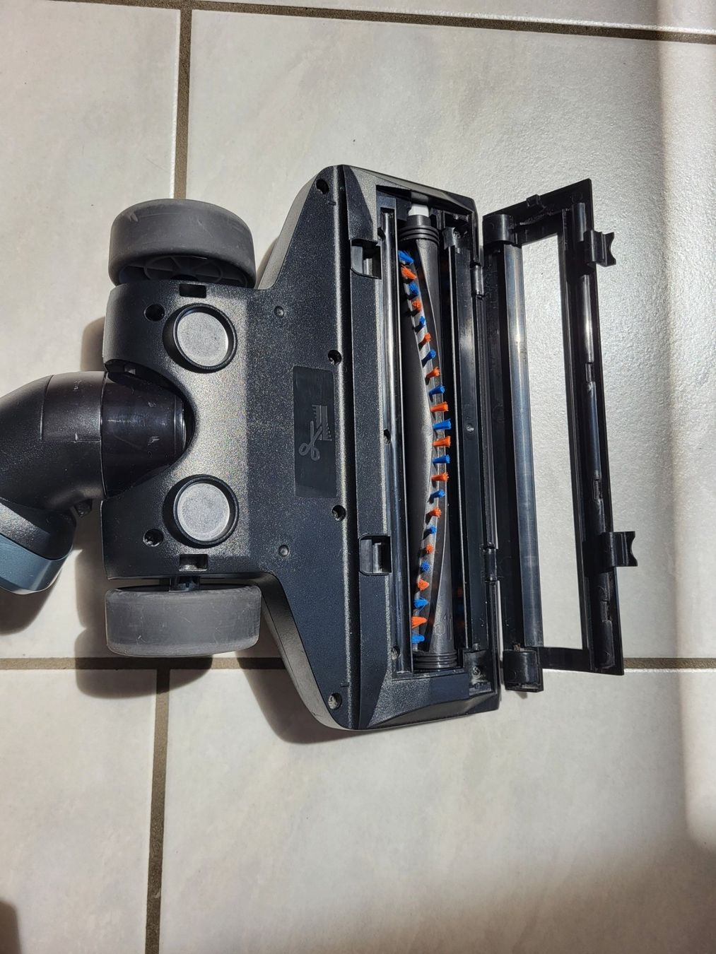 Philips Aspirapolveri & Accessori: Philips PowerPro Aqua – Usato da Beckenried venduto da jan_cw8b 6