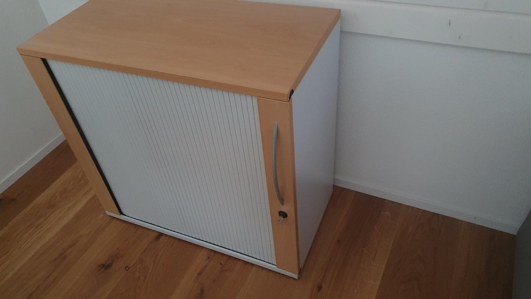 Armadi: Büro Inventar – Usato da Kesswil venduto da sommmerwind67