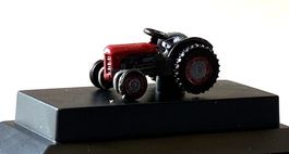 Oxford Ferguson Traktor rot Spur N