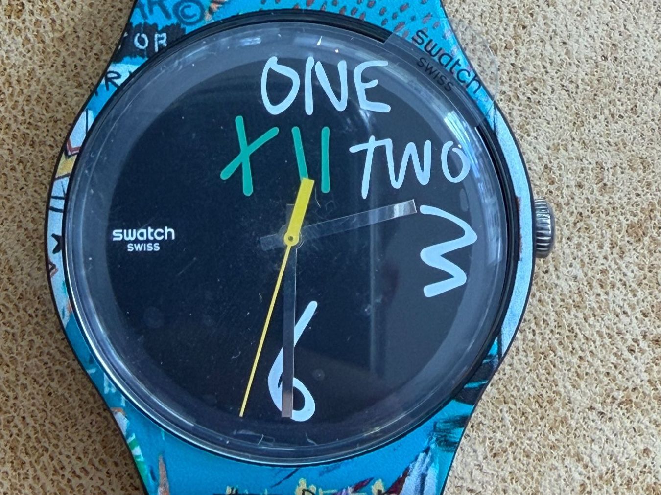 Swatch Orologi: Coffret Swatch X Jean-Michel Basquiat – Nuovo e nell'imballaggio originale da La Chaux-de-Fonds venduto da JUVAL_Horlogerie 5