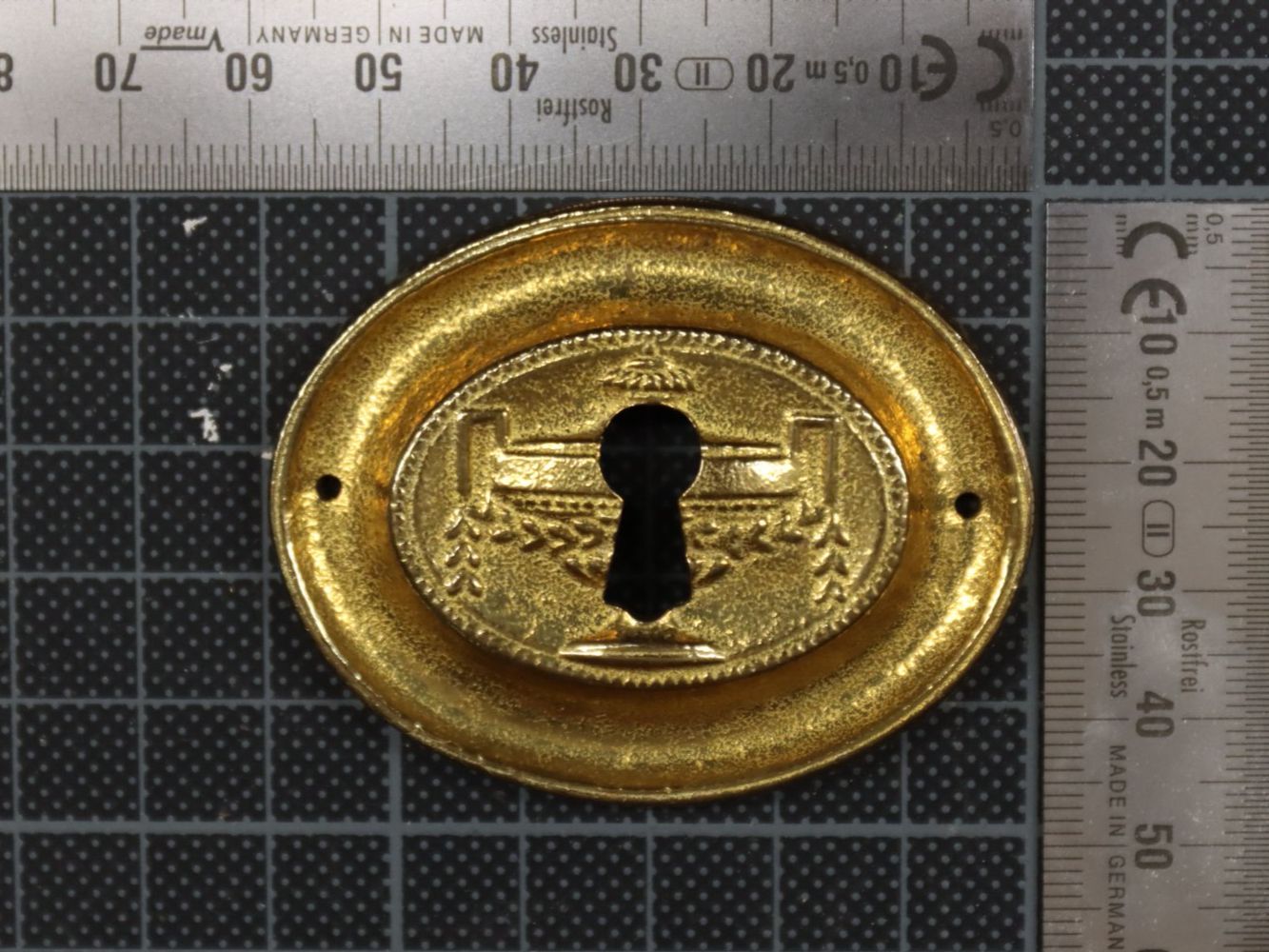 Ferramenta: Schlüsselschild – Usato da Emmetten venduto da Super008 3