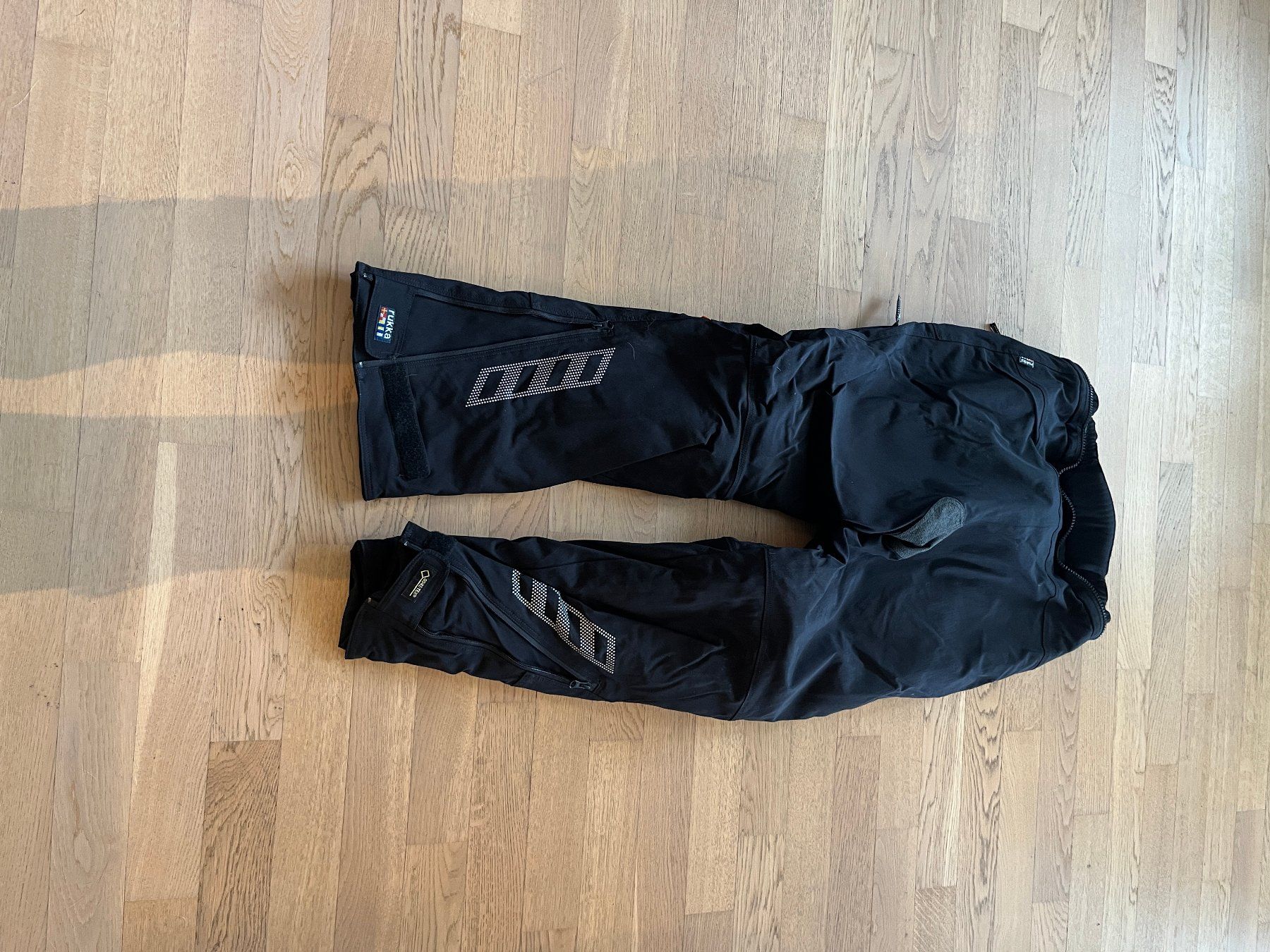 Completi & Tailleur: Goretex Motorradkombi von Rukka – Usato da Berlingen venduto da Motofan 3