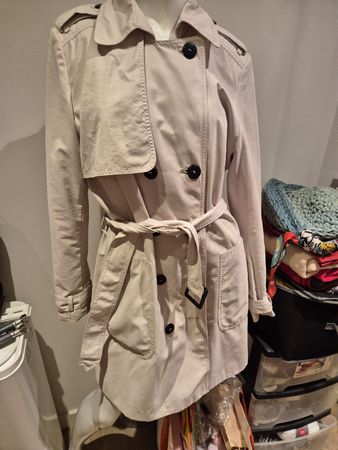 trench beige