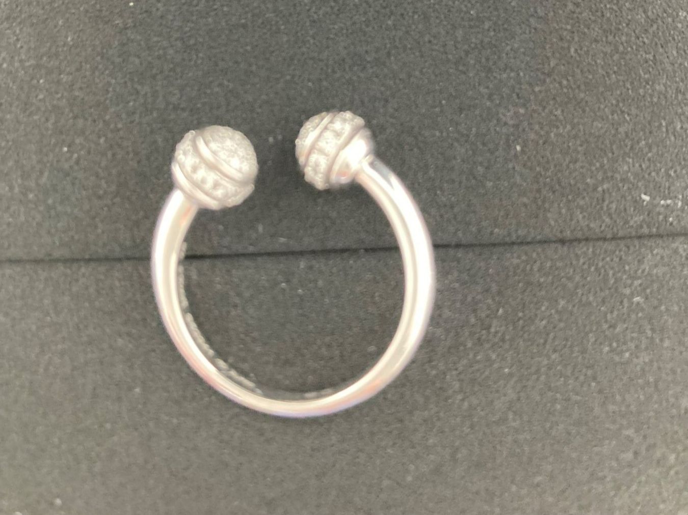 Piaget Anelli: PIAGET POSSESSION Weissgold Ring – Usato da Thierachern venduto da Herci