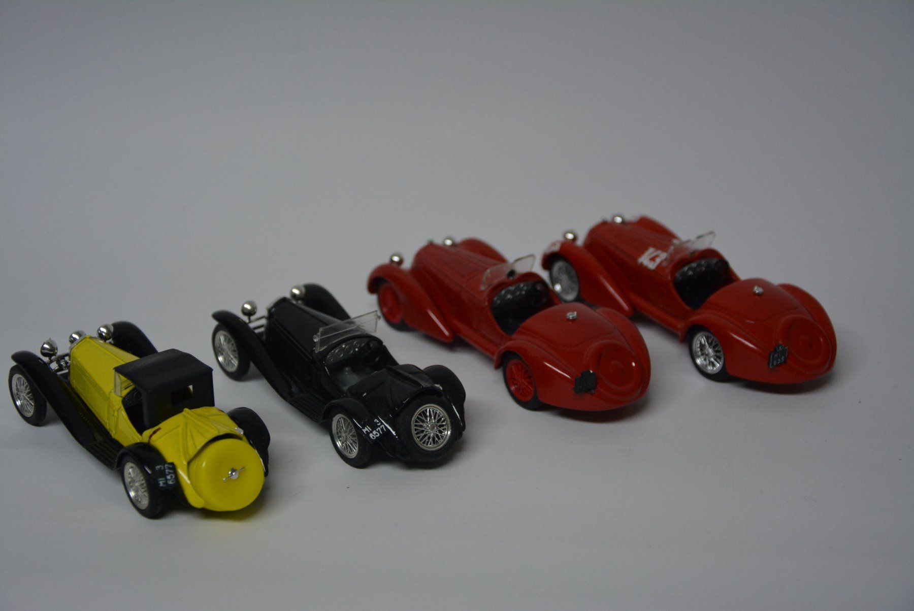 Alfa Romeo Modellini d'auto: Alfa Romeo , 4 Stück , 1:43 – Usato da Goldach venduto da Feivel9 3