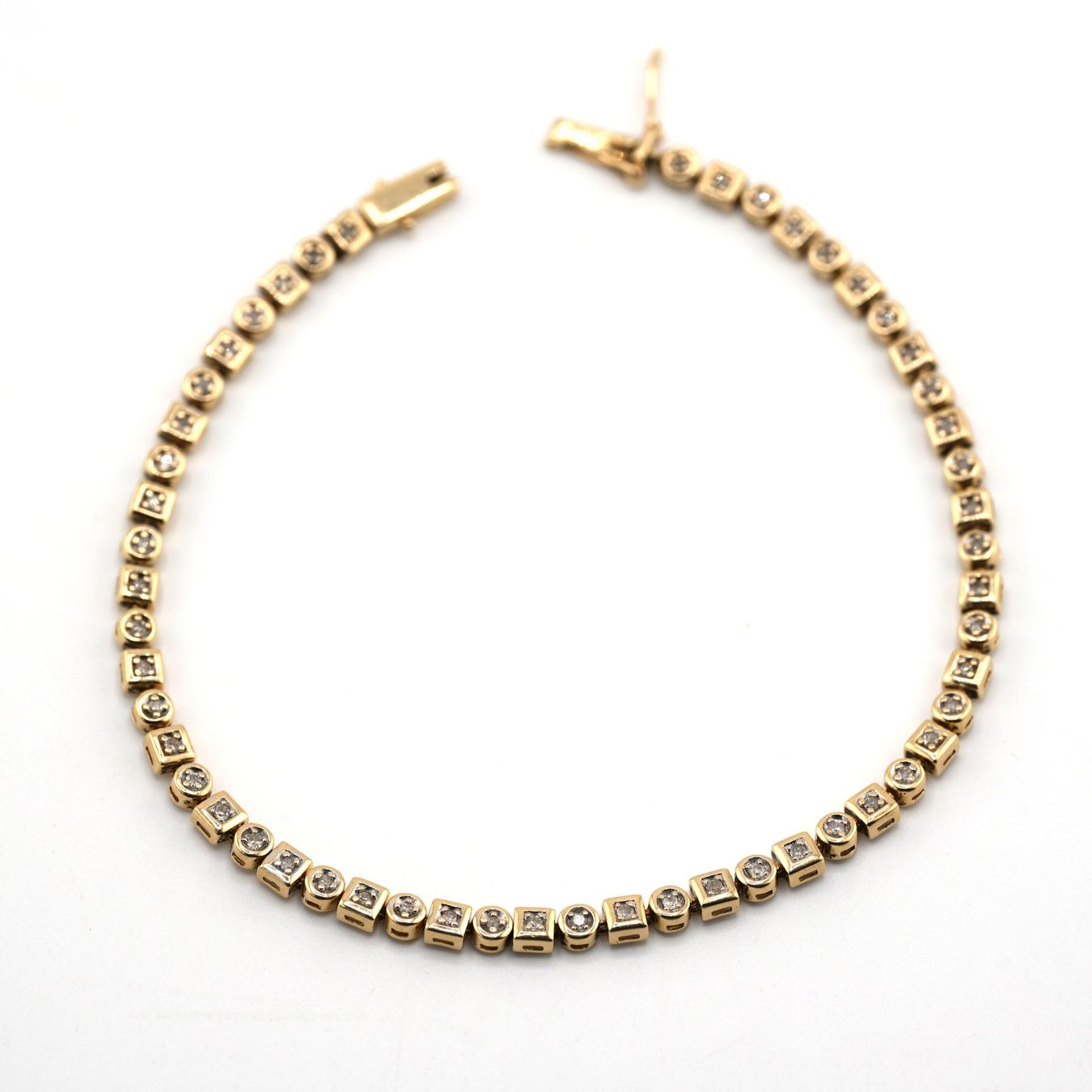 Armbänder & -reifen: Bracelet 14K mit Diamanten – Gebraucht aus Basel von Vip24