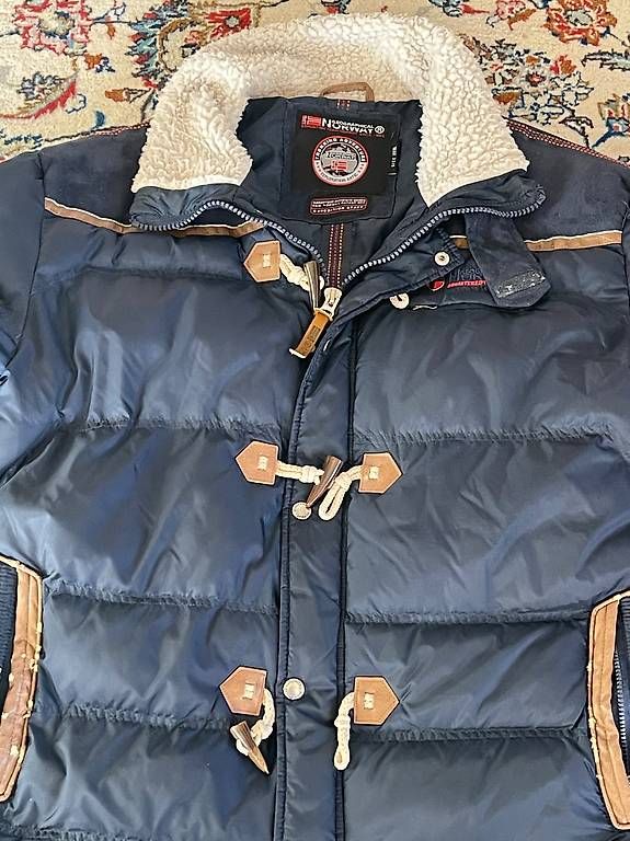 Jacken: Veste Norway - XXXL – Gebraucht aus Attalens von lpf_pxg6