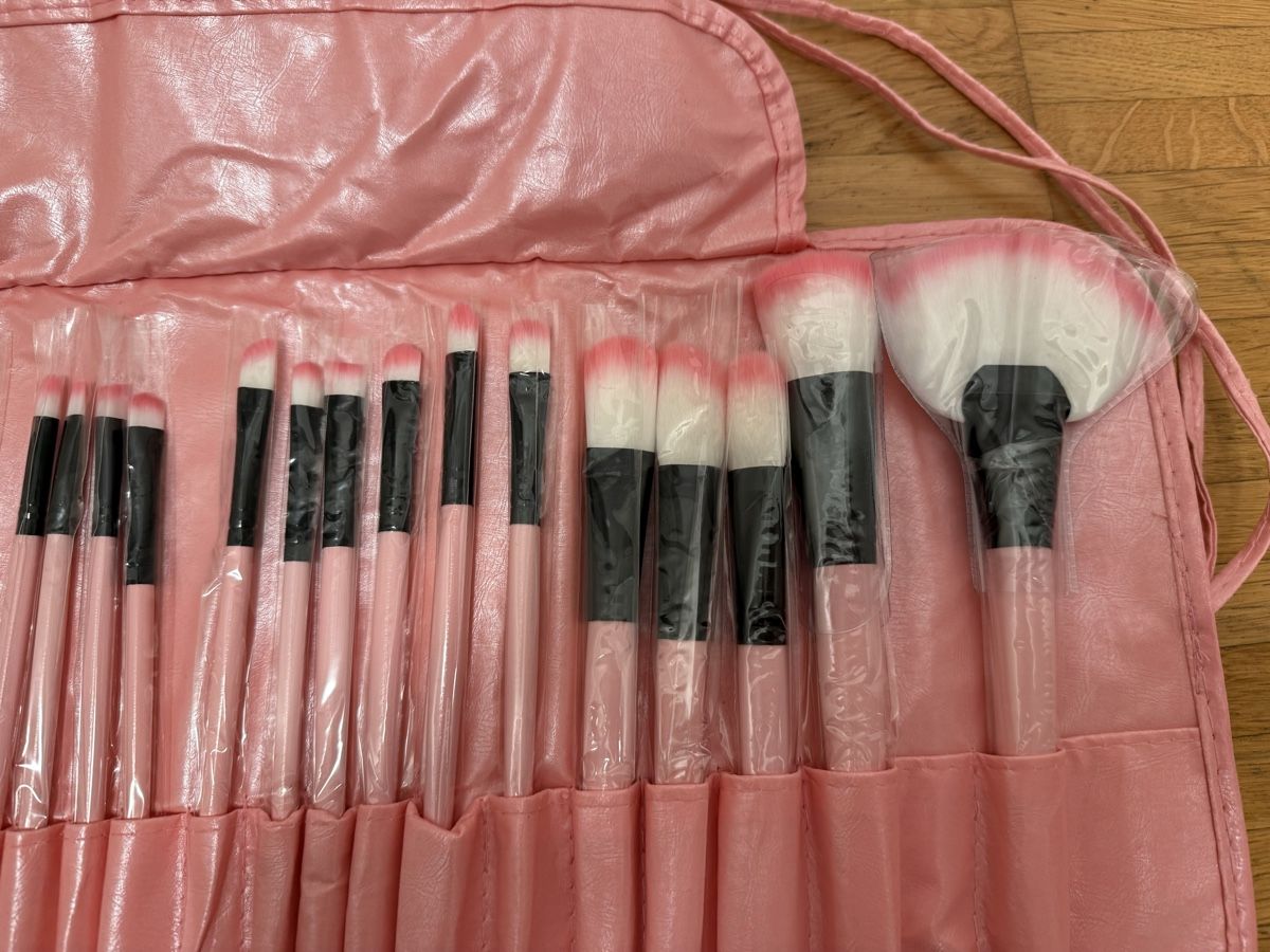 Make-up: Set pennelli trucco – Nuovo (secondo la descrizione) da Viganello venduto da mit_hd8q 1