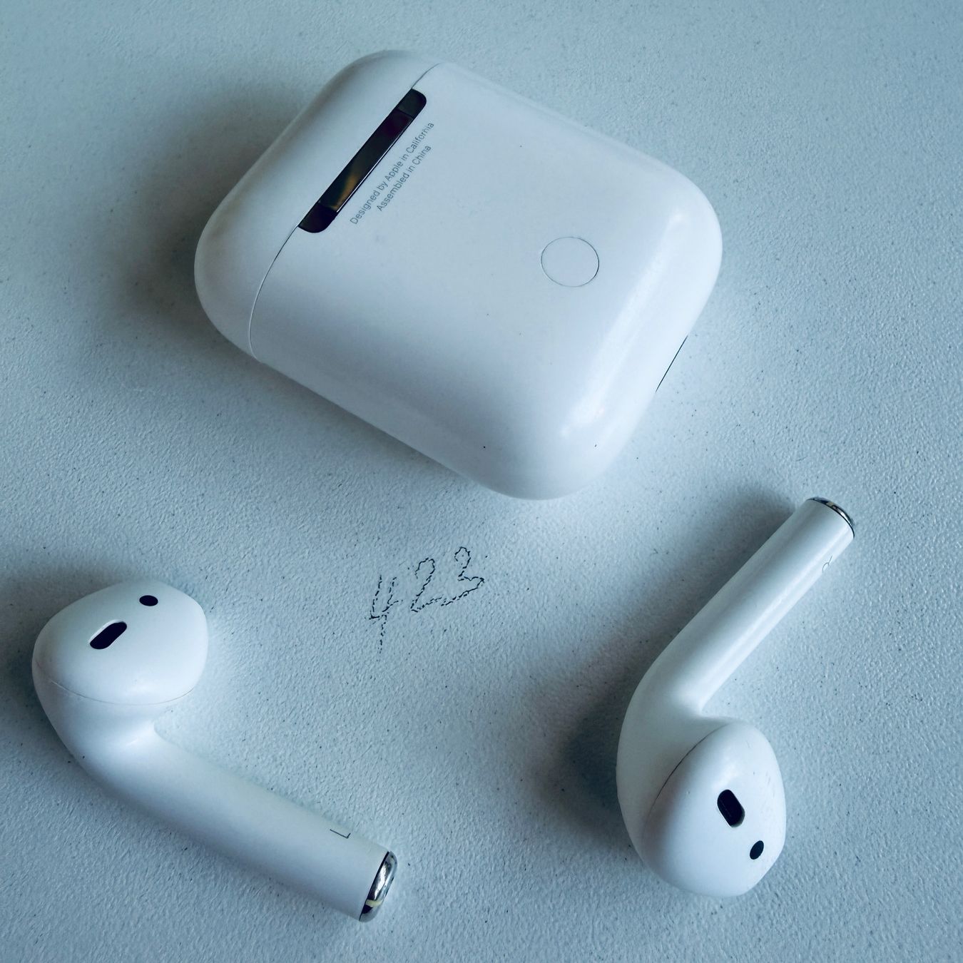 Apple Kopfhörer: Original Apple AirPods 2 Gen. Wireless Kopfhörer & Case – Gebraucht aus Basel von MY.AIRPODS.SHOP 5