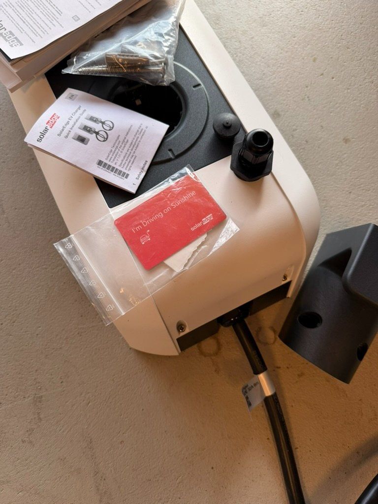 SolarEdge Caricabatterie: Borne de recharge SolarEdge / KEBA P30 22kW - défectueuse – Difettoso da Jouxtens-Mézery venduto da ant_8rzb 1