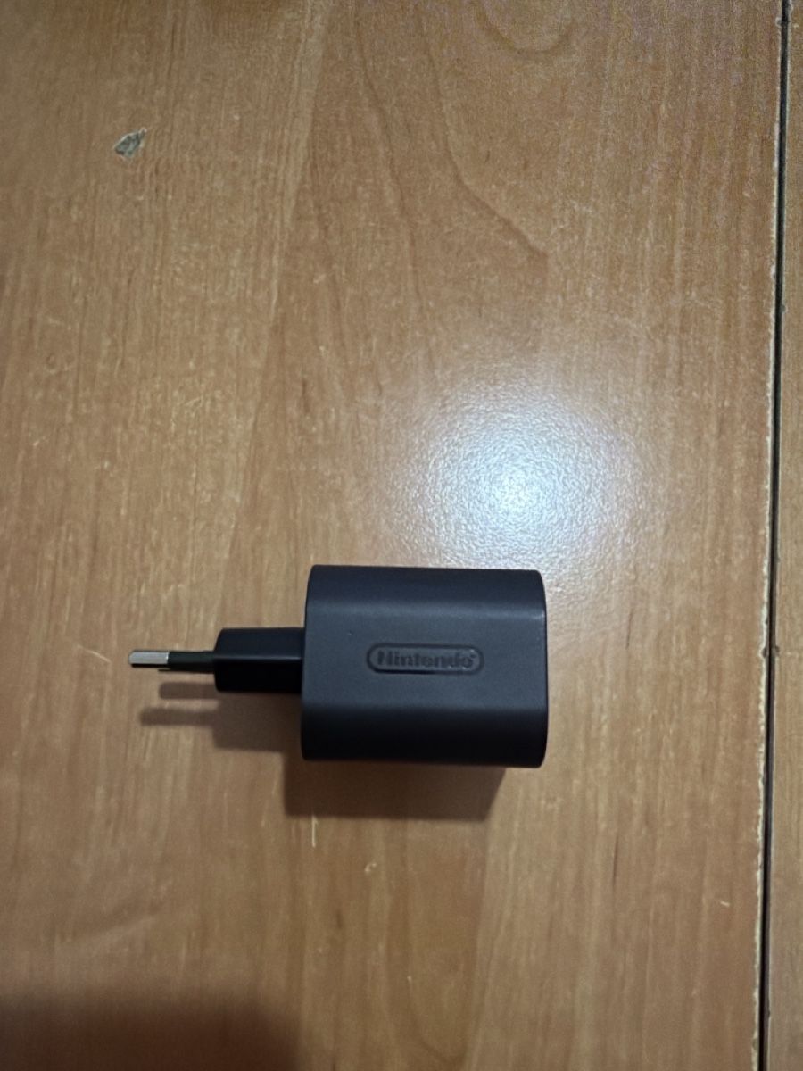 Nintendo Console: Nintendo Switch 2 zu verkaufen mit 2 Spielen – Usato da Lotzwil venduto da sel_2y8q 7