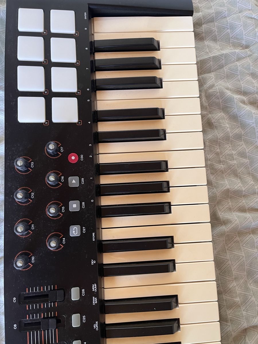 M-Audio Musikinstrumente: Clavier MIDI M-Audio Oxygen 49 – Gebraucht aus Lausanne von hen_p2mh 4