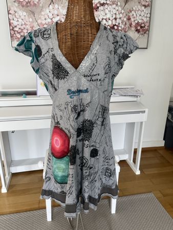 Desigual Kleid, grau bunt, M