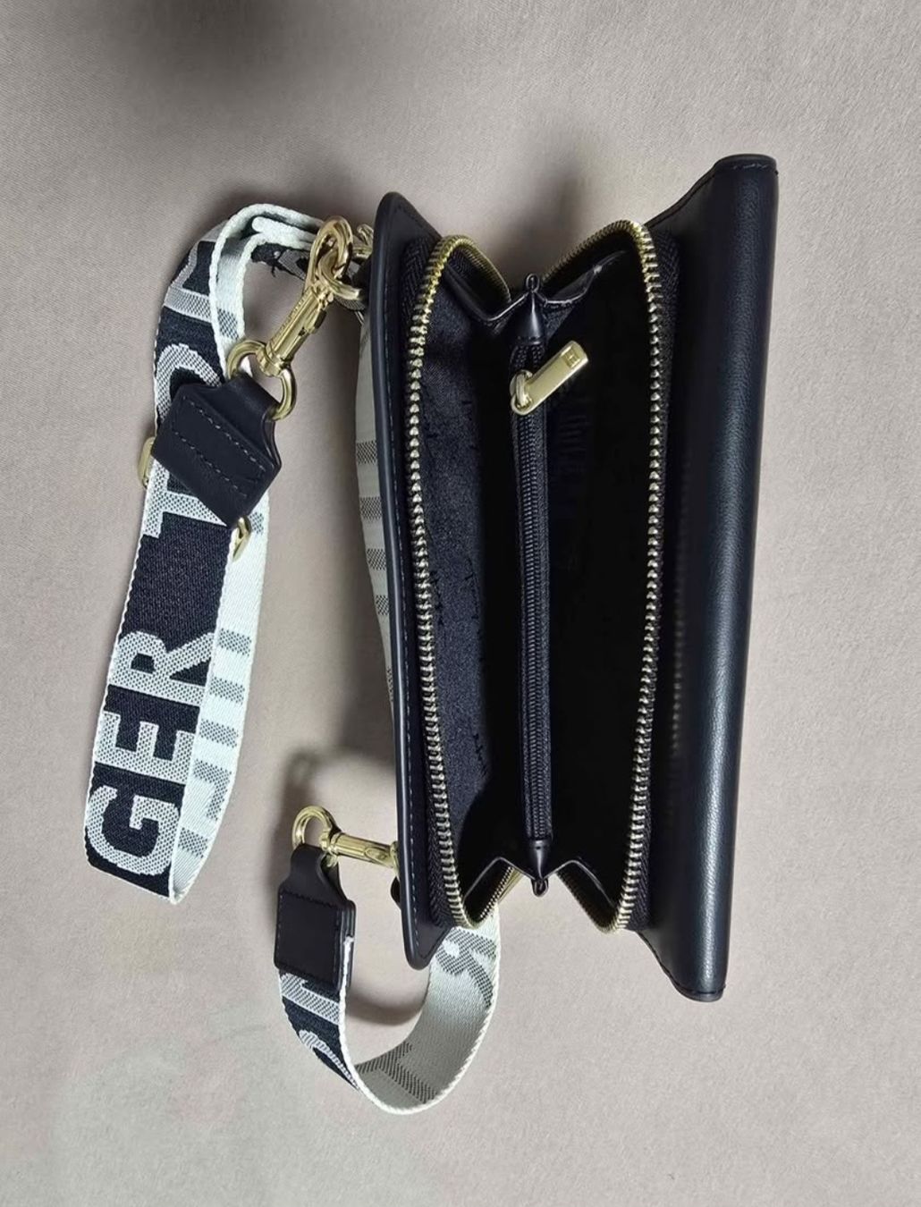 Tommy Hilfiger Borse da donna: Sac Tommy Hilfiger – Nuovo (secondo la descrizione) da Riddes venduto da monicads21 3