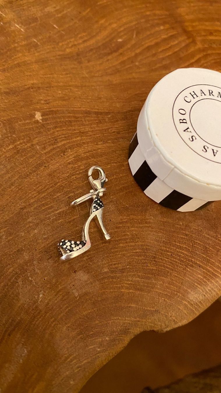 Thomas Sabo Ciondoli: Thomas Sabo Anhänger Stiletto – Usato da Zürich venduto da CyMaMu 1