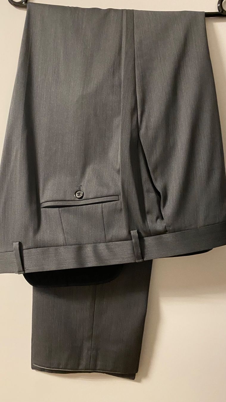 Hugo Boss Completi: Hugo Boss Herrenanzug – Usato da Starrkirch-Wil venduto da sclupain 6