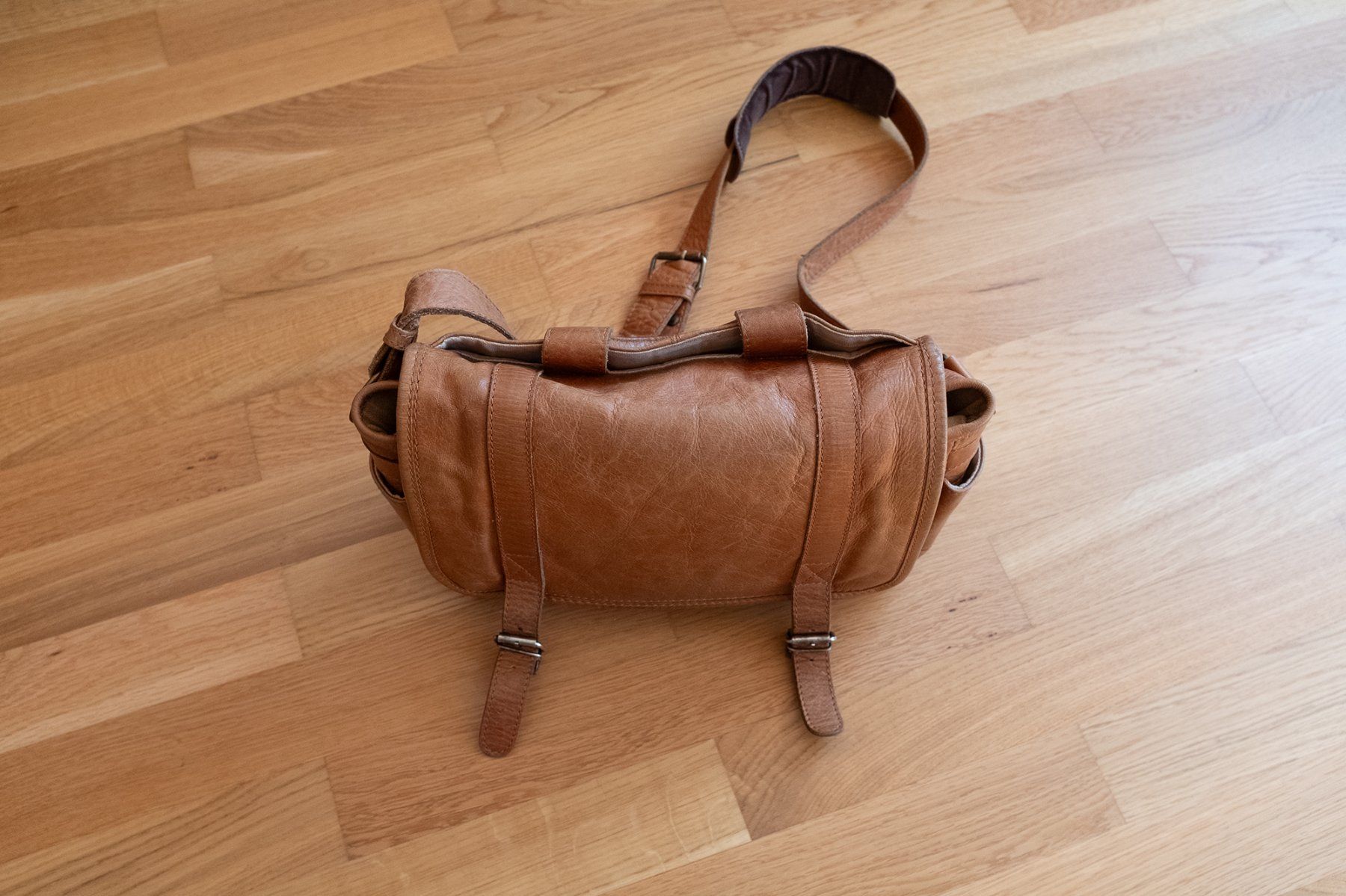 Sonstige Kleidung & Accessoires: Paul Marius Umhänge(Foto)tasche – Gebraucht aus Zürich von Torros 3