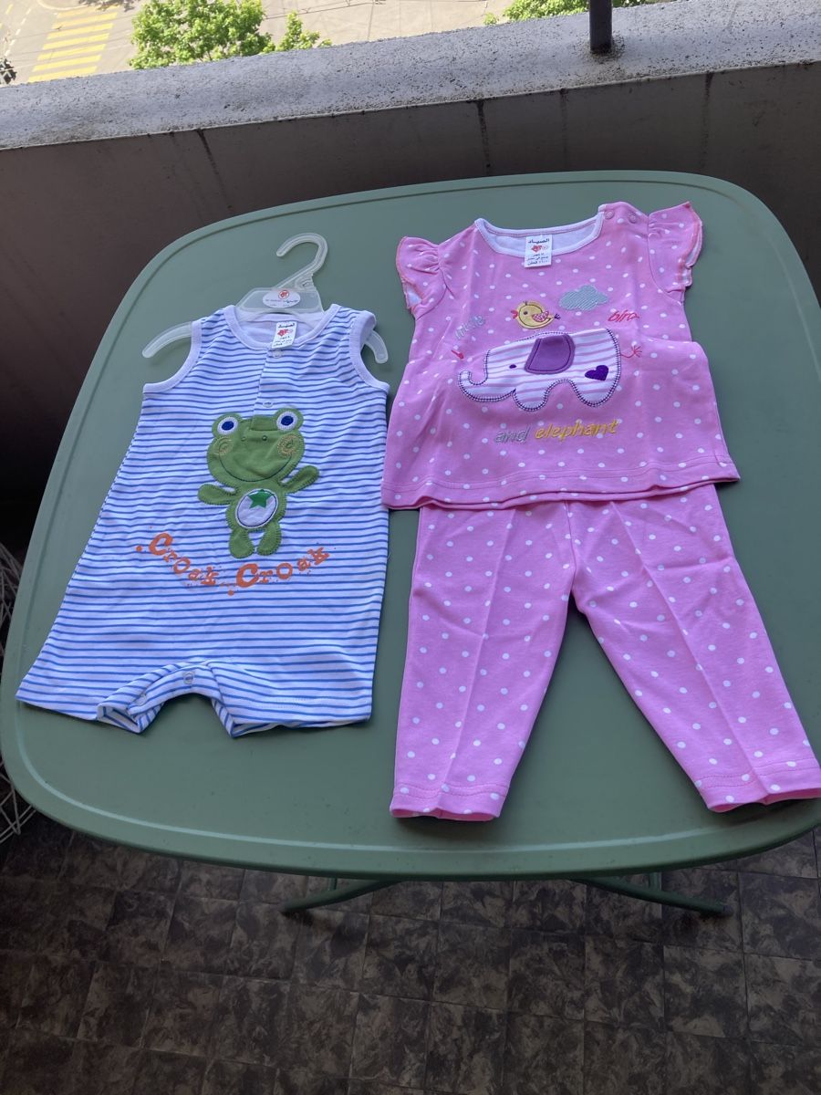 Lotti & Set di vestiti: Babykleider – Nuovo e nell'imballaggio originale da Bern venduto da tar_hm7j