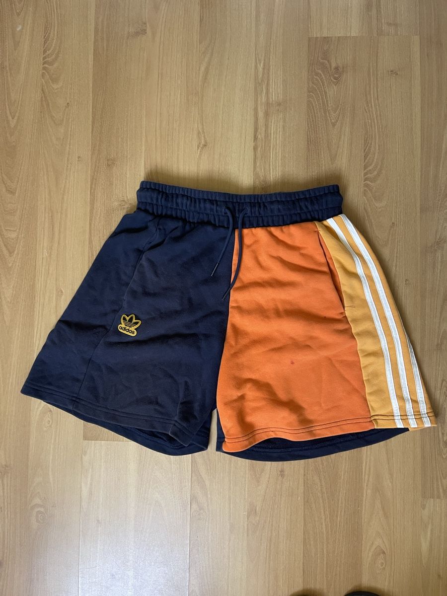 Adidas Pantaloni: Adidas Shorts – Usato da Bern venduto da jeh0815