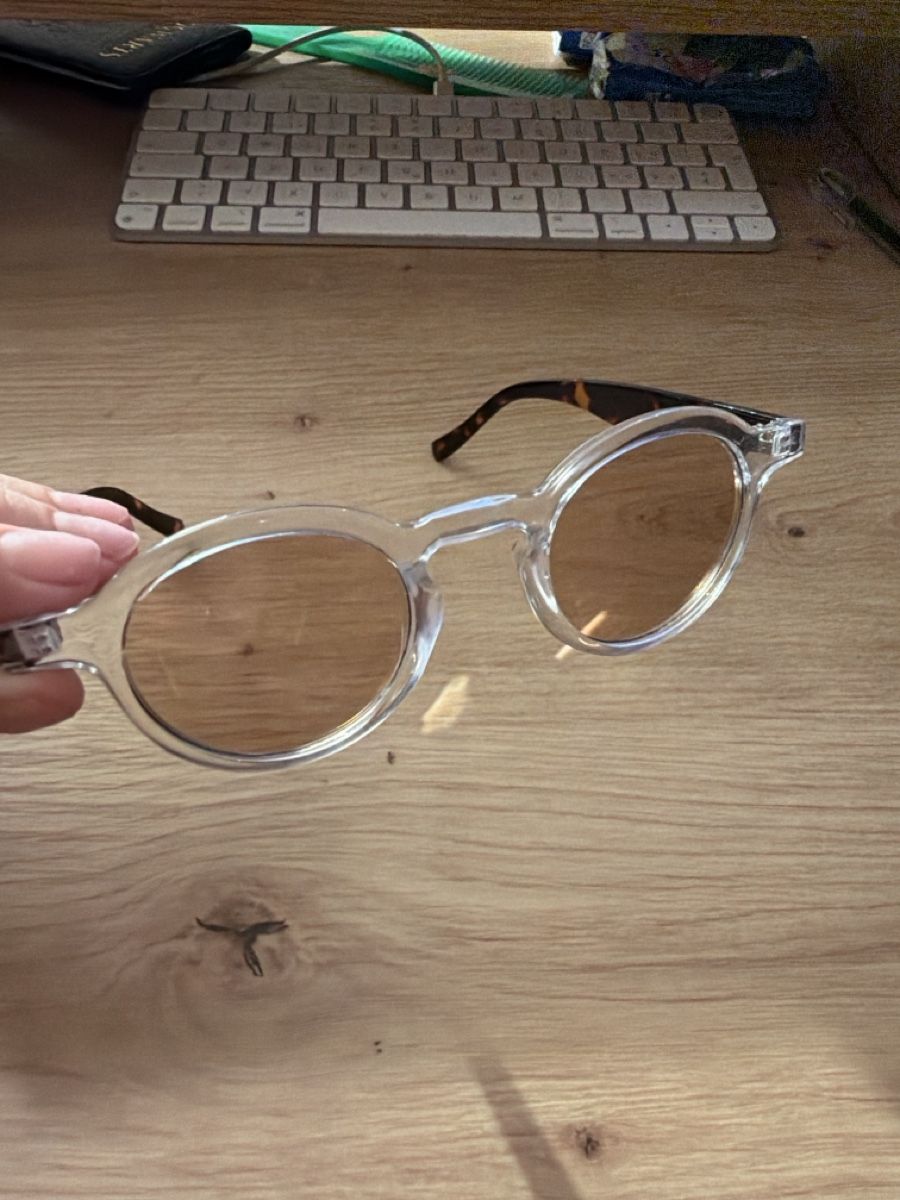 Lunettes & Verres: Round Sunglasses Transparent Frame Tortoise  – Neuf (Voir description) à Hausen AG par nik_9sg2 1