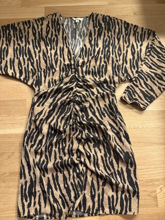 H&M Zebra Kleid Grösse S
