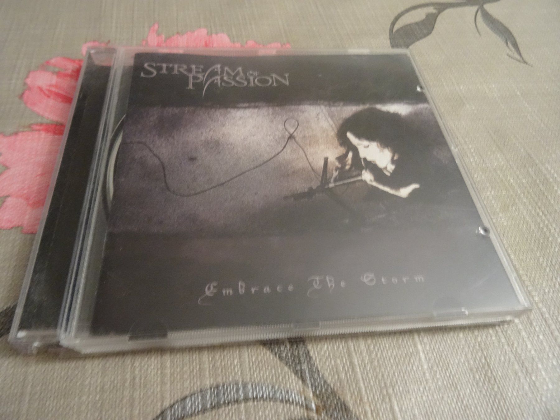 CDs: Stream of Passion -  Embrace the Storm CD – Gebraucht aus Olten von Disc-Ausverkauf