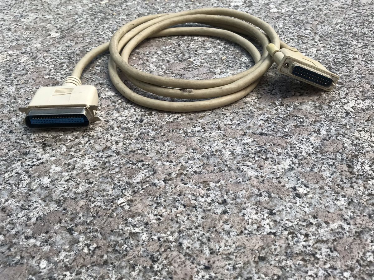 Cavi: Centronics Kabel, 25-pol DB-25 auf Centronics – Usato da Brugg AG venduto da Pedro4 1