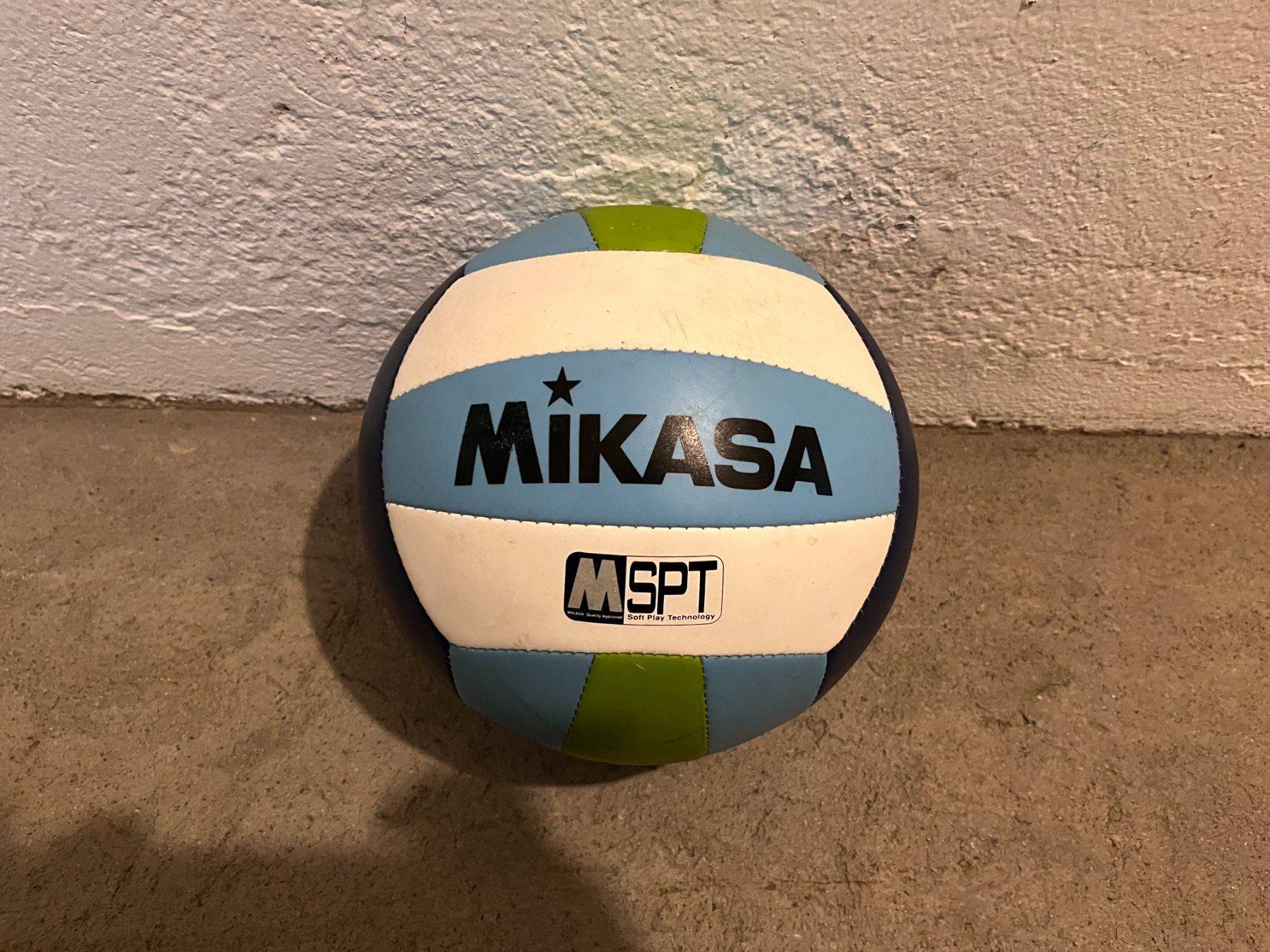 Palloni: Mikasa PIV3 Volleyball – Usato da Bern venduto da PJB 1