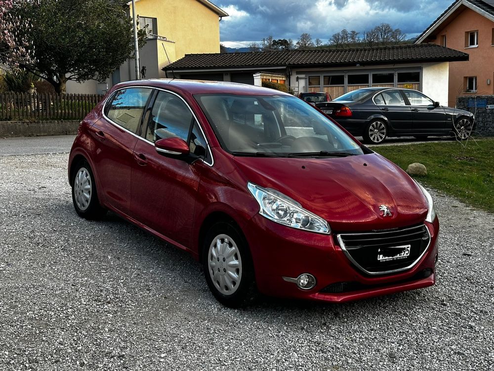 Peugeot 208 1.6 VTi Automatique Exp 05.08.2023