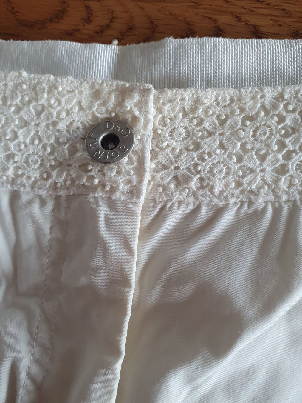 Dolce & Gabbana Pantaloni: pantalon dolce gabbana – Usato da Cheseaux sur Lausanne venduto da pan_skd5 5