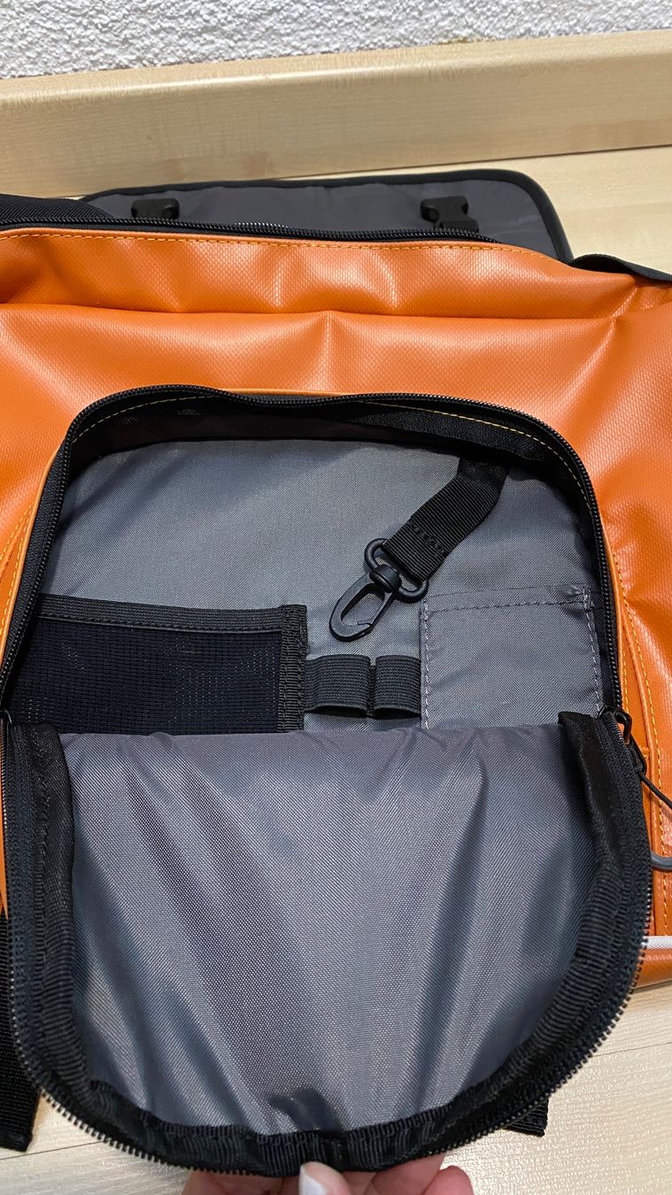 Vaude Sacs femmes: VAUDE Umhängetasche orange/weiss – Neuf (Voir description) à Stein am Rhein par Rhyviera 3