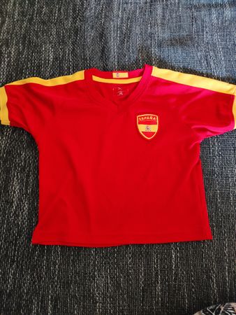 Spanien Trikot, Top Zustand, Grösse 104 - Perfekt für Kids