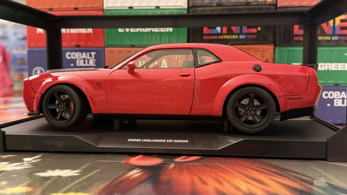 Dodge Modellautos: Dodge Challenger SRT Demon 1/18 – Neu (gemäss Beschreibung) aus Basel von Zomeg 1