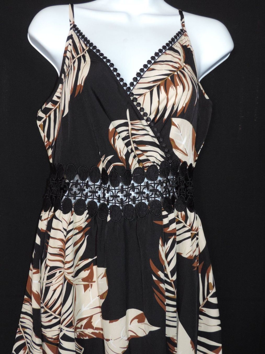 Kleider: jolie robe à fleur brun et noir – Gebraucht aus Genève von Axelle333 5