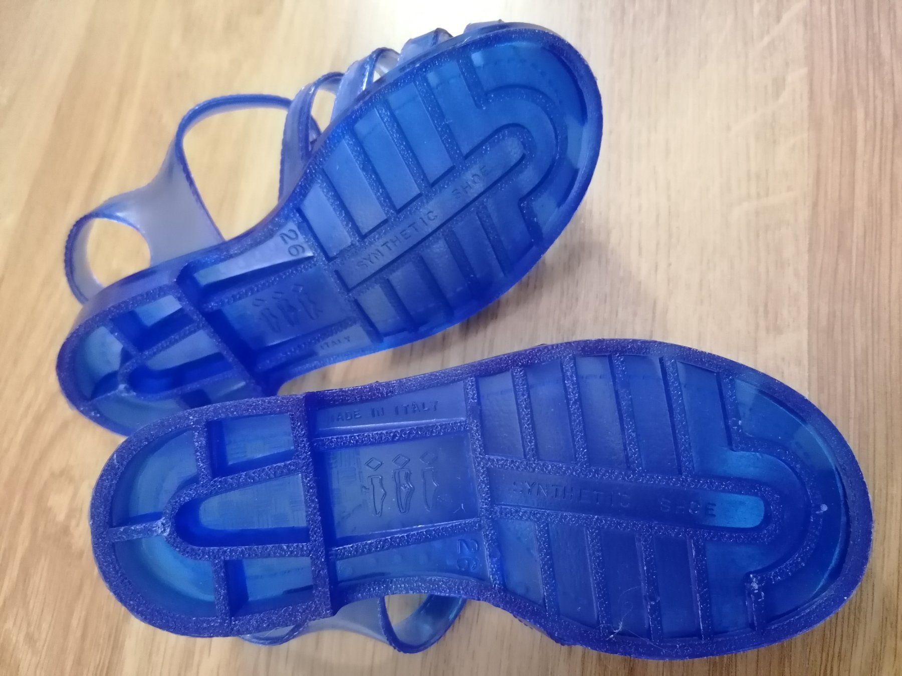 Scarpe per ragazzi: Badeschuhe Badesandalen Gr. 26 – Usato da Büttikon AG venduto da Amineah 1
