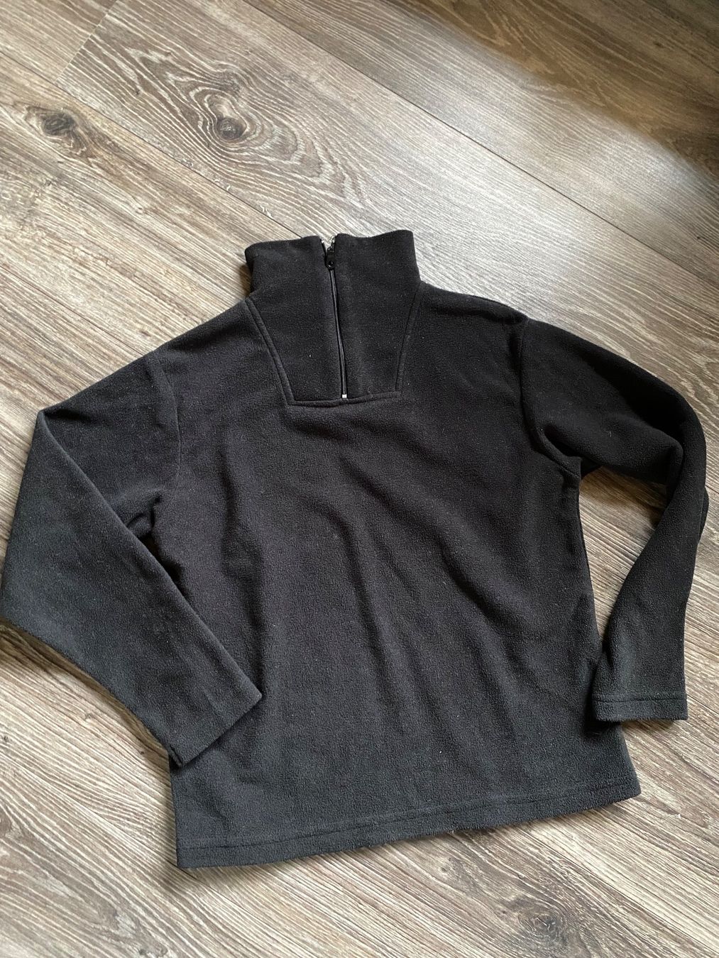 Maglioni & Felpe: Pull polaire 134-140 idéal ski – Usato da Chermignon-Bas venduto da mioumiou35