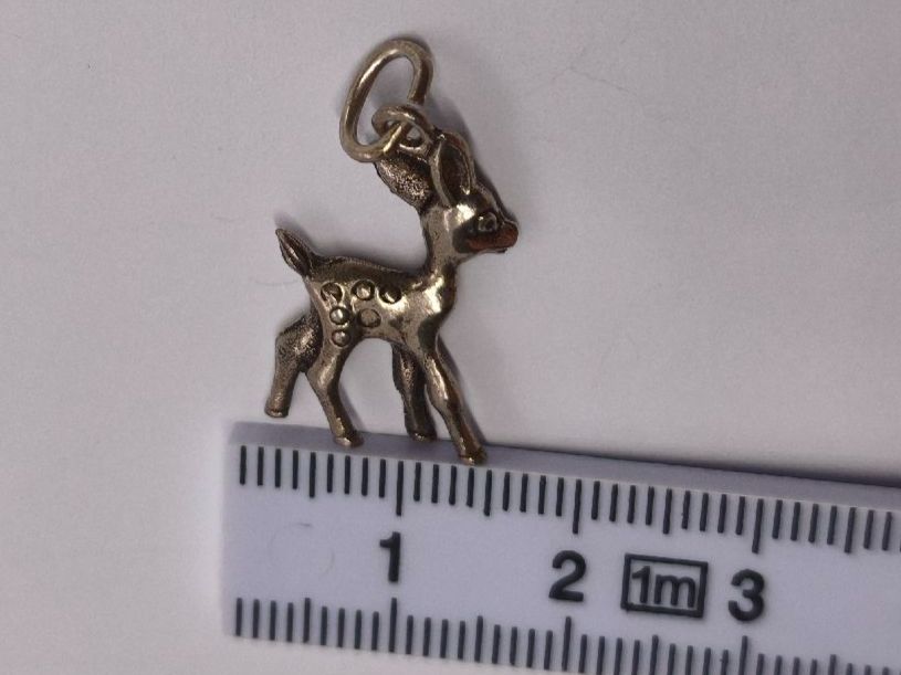 Ciondoli: Silberner Bambi Anhänger, 800 Silber Gestämpelt – Usato da St. Gallen venduto da GIULESGG 6