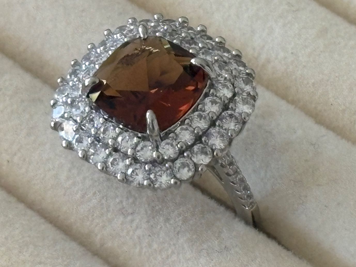 Ringe: Luxus Elegante Gr.19/9 Ring Farbe: Silber /Braun /Weisd – Neu (gemäss Beschreibung) aus Biel-Bienne von Roserosse13