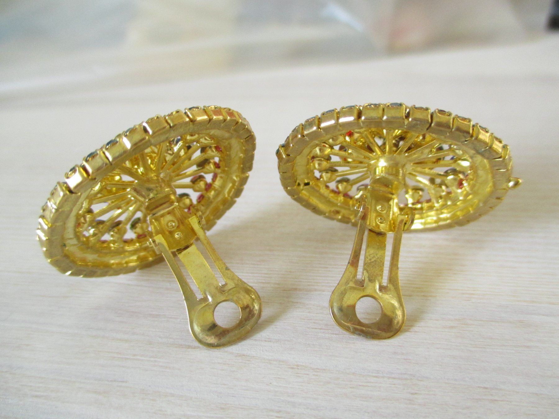 Ohrringe & -stecker: Statement Ohrclips Strass Vintage Clips Ohrringe – Gebraucht aus Rorschacherberg von Marubium 7