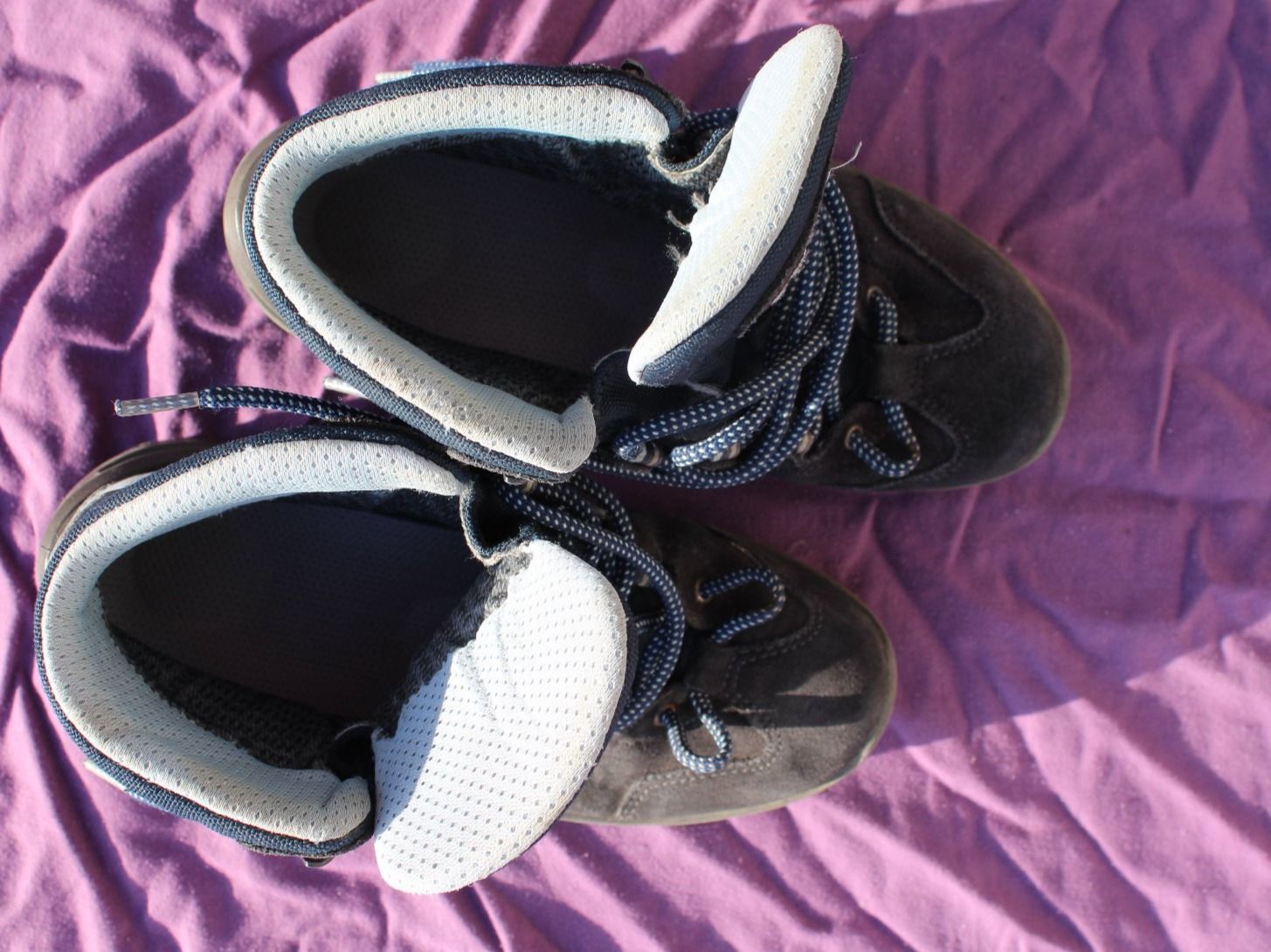 Lowa Scarpe da uomo: Wanderschuhe Lowa Arco 35 Neuwertig – Usato da Walliswil-Nbipp venduto da Speer516 1