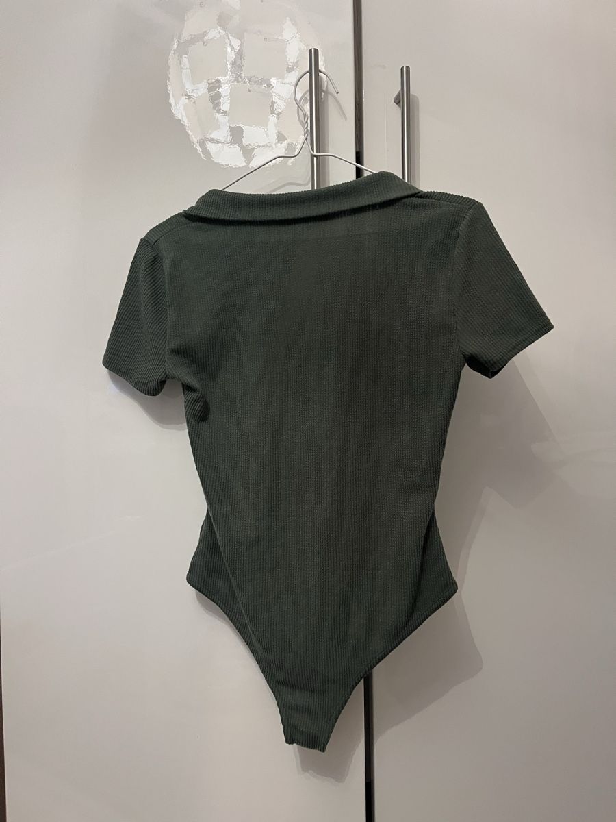 Top: Body taille S, Pretty little things – Nuovo (secondo la descrizione) da Aigle venduto da sow_m7gm 4