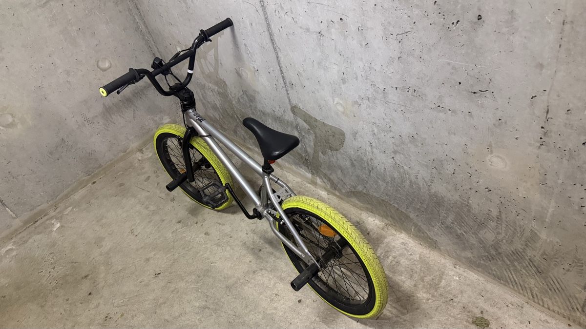 Biciclette: BmX enfants  – Usato da Carouge GE venduto da bre_yv9w 2