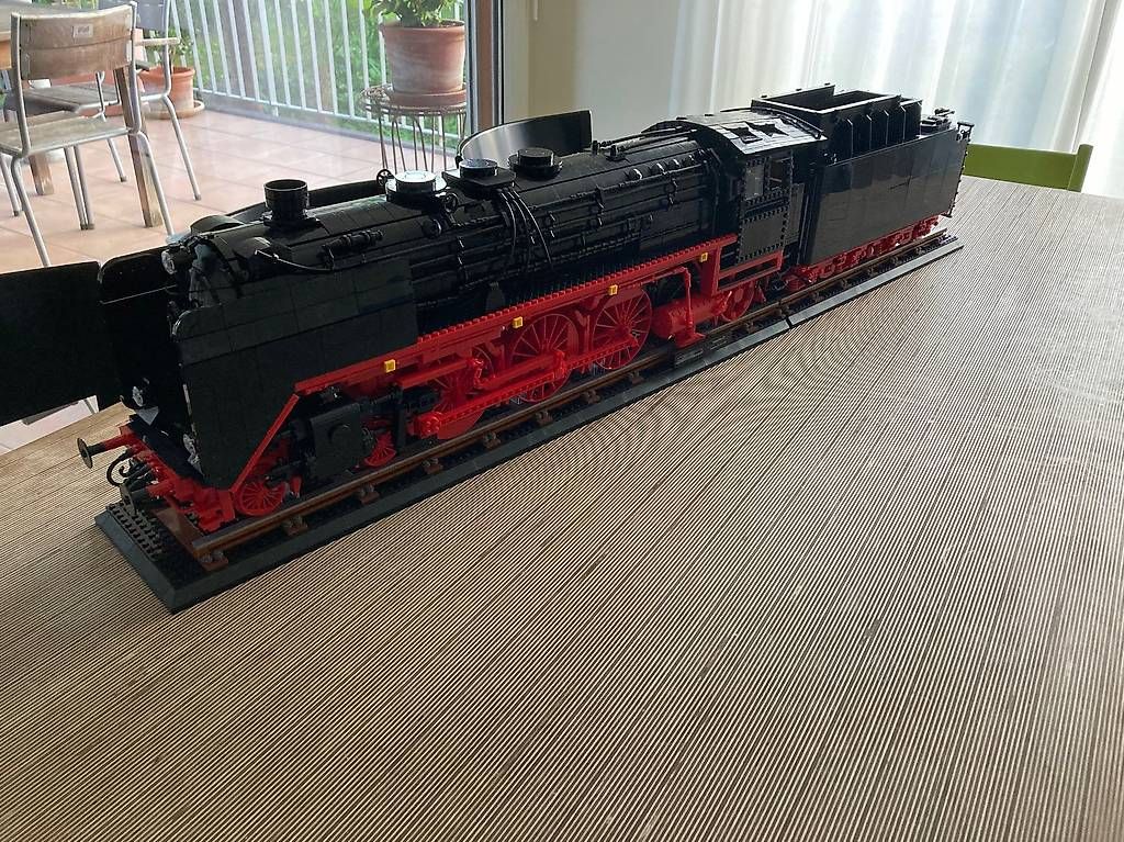 Modellini di ferrovie: Display Dampflokomotive Baureihe 01 1:18 – Usato da Thalwil venduto da Pwelten 2