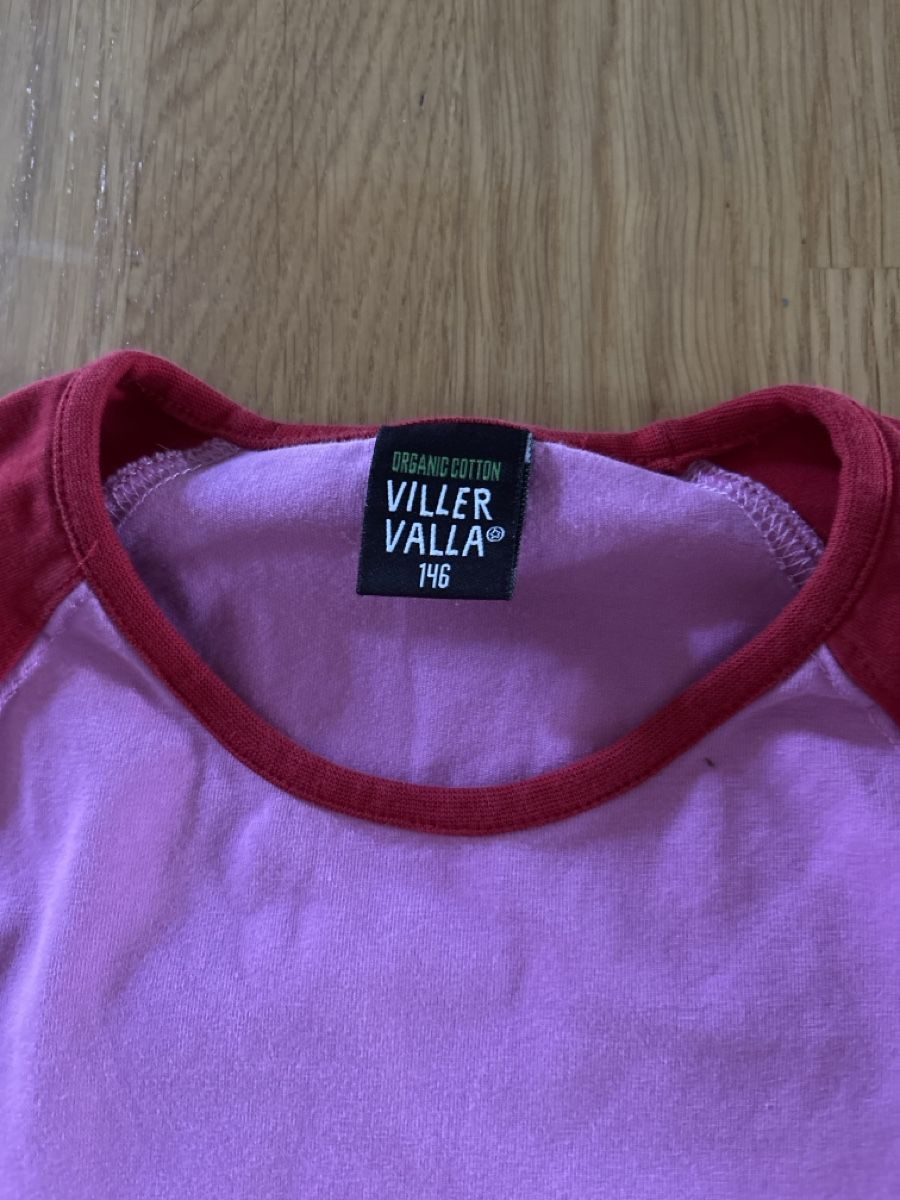 Villervalla Pullover & Sweatshirts: Viller Valla Langarmshirt Gr. 146 mit Stern – Gebraucht aus Rünenberg von ZwergLi100 1