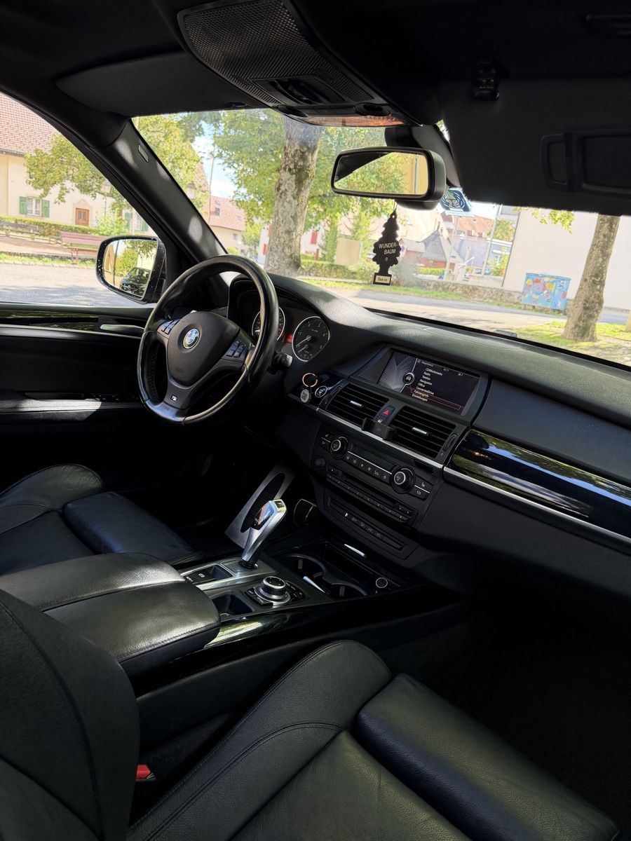 BMW Automobili: Bmw x5 40D M-Packet 7 Sitzer – Usato da Gretzenbach venduto da gin_7mz9 9
