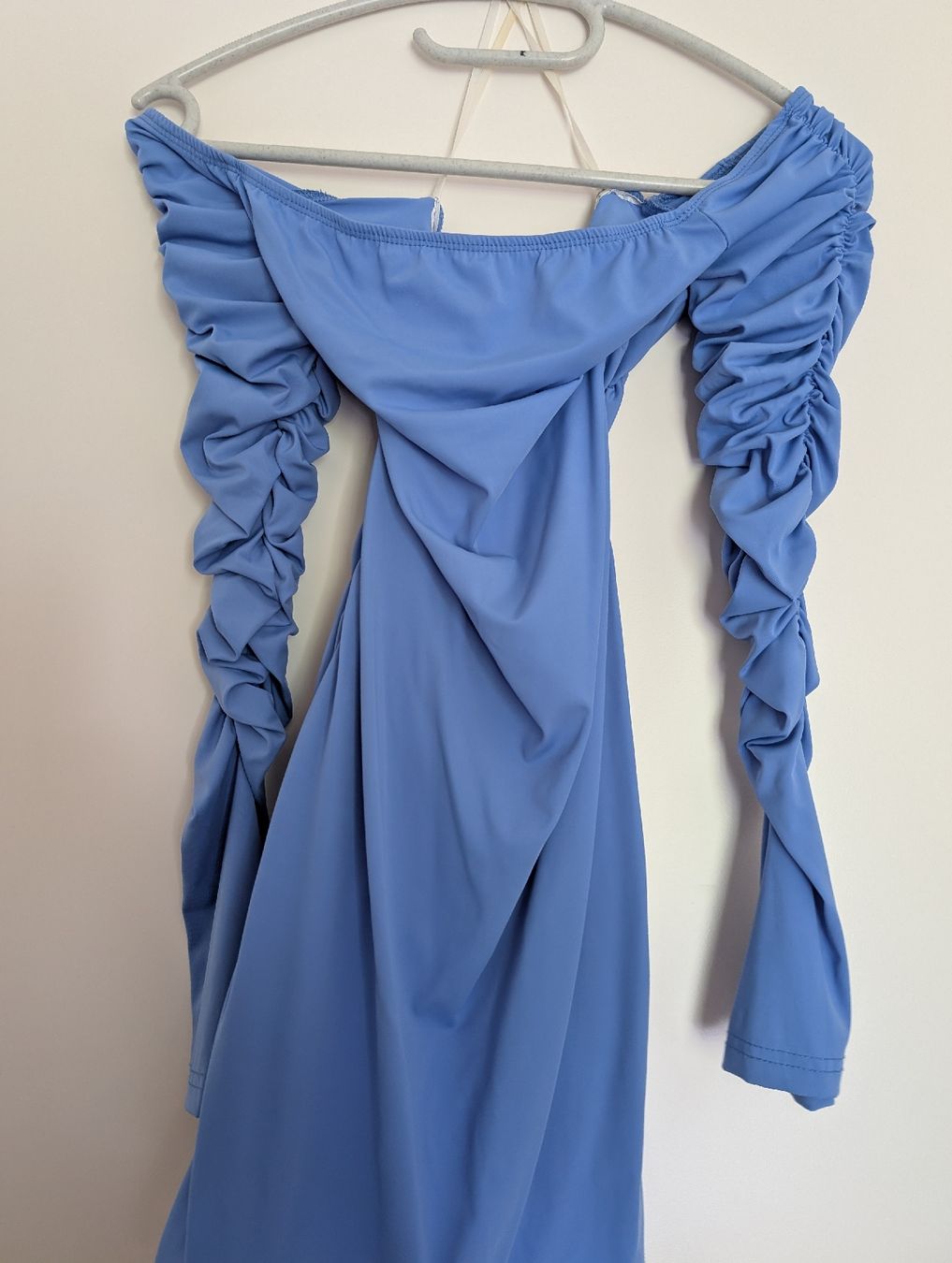 Shein Vestiti: blaues Minikleid mit Raffärmeln, Grösse S, offshoulder – Nuovo (secondo la descrizione) da Niederdorf venduto da Azariel 1