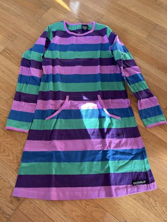 Villervalla Kleid und Leggings Gr. 140