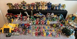 Riesige Power Rangers Actionfiguren Sammlung (alle Zords)